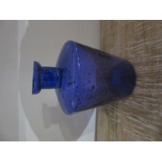 1bloem vaas rond taps stones blue purple